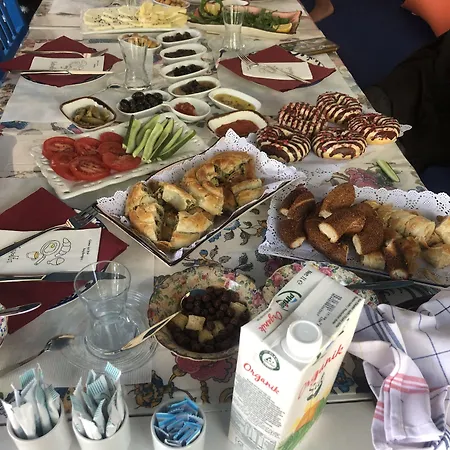 Mavi Hotel Guest house Bozcaada