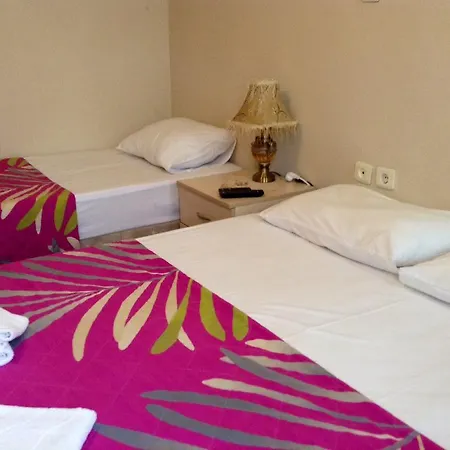 Mavi Hotel 2* Bozcaada