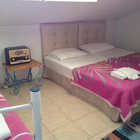 Guest house Mavi Hotel 2*